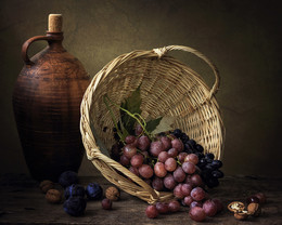 Натюрморт с виноградом / классический натюрморт