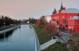В городе всё спокойно / В городе всё спокойно