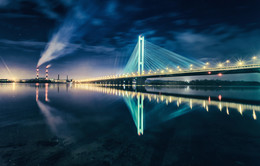 Мост в вечерних огнях / Киевский Южный мост в вечерний час