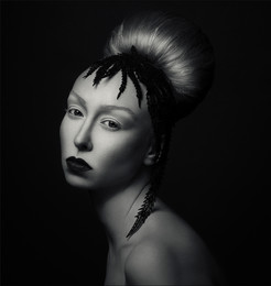 &nbsp; / Ph: Ariadna Belkina 
Md: Alexandra Guvidas
Make up &amp; hair: Li Lobanova
PhotoFilmStudio