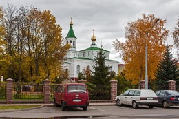 Храм Покрова Присвятой Богородицы. / Осень.