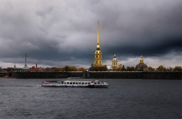 Тучи над Петропавловкой / Октябрь