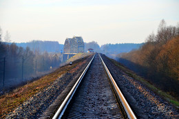 на пути / Железнодорожный путь и мост