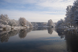 Зима на реке. / Прекрасный зимний денек.