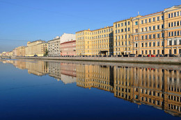 Не мое отраженье / Летнее утро на Фонтанке. Санкт-Петербург