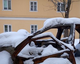 Сугробная жизнь / /\/\/\/\