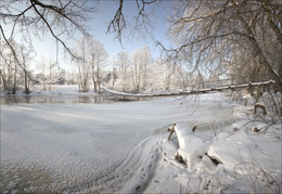 Морозное утро / Переправа на реке Нарочанка