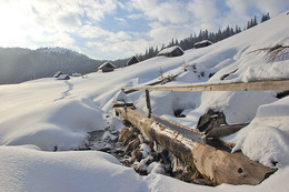 Источник / Фотоотчет трехдневного похода по полонынам зимних Карпат http://xt.ht/xtreport/0--imnii-son--arpat