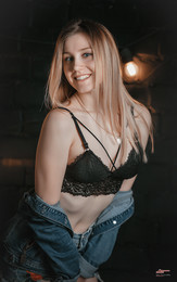 Даша / Ph: Roman Sergeev http://vk.com/srfoto