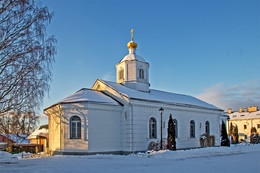 Свято-Ефросиньевская церковь / Свято-Ефросиньевская церковь на территории Спасо-Ефросиньевского женского монастыря в г. Полоцке