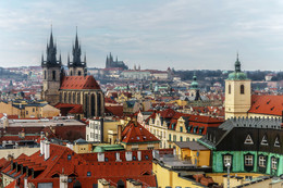 Злата Прага / вид на центр Праги с Пороховой башни