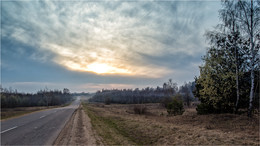 Дорога в апрель / весна, вечер, закат, дорога, апрель