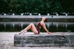 Dancer #3 / Лето 2017. г. Пинск. Пляж. Модель Ольга.