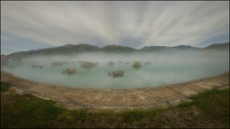 Smoke On The Water / Вьетнам, на снимке реально дым от небольшого пожара который быстро был потушен.