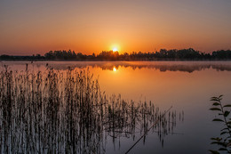 Восход солнца 2 / Раннее утро над озером