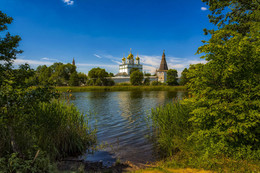 июньский пейзаж / Подмосковье, вид на Иосифо-Володский монастырь