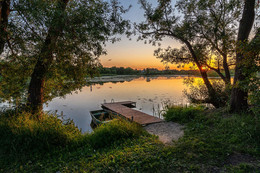 &nbsp; / Фотография заката на реке