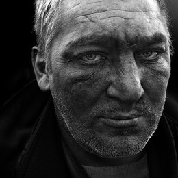 и не злой и не добрый / ***