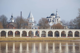 Апрель в Великом Новгороде / Торговая сторона Великого Новгорода апрельским днем. Россия, Великий Новгород