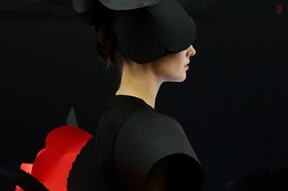 Маленькое черное платье / снято на выставке художественных работа &quot;Маленькое черное платье&quot; Ростов-на-Дону, 2017г