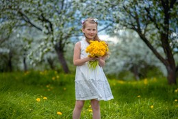 Жёлтый букет / модель Даша Фуникова
причёска Галина Князева