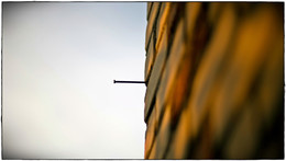 забит... / ...забьётся гвоздь и в камень