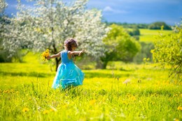 Малышка Вика / модель Виктория Киселёва
причёска Галина Князева