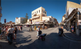 Ханья Крит / Панорама площади города. 4 вертикальных