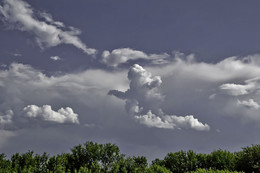 ПРИРОДА САМЫЙ ЛУЧШИЙ ХУДОЖНИК / Ветер рисует в облаках человеческие портреты. Или кто что видит?