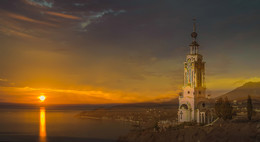 Храм у моря / Храм-маяк Святого Николая