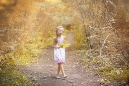 «День когда горят костры рябин..!» / модель Ангелина Табакова
причёска Галина Князева