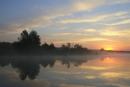 Тишина осени. / Утро на озере Сосновое.