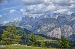 Долина Валь-ди-Фасса / Доломитовые Альпы.