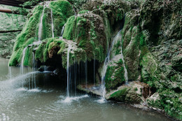 Водопад Бигар. / Национальный парк Беушница, Румыния.