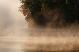 Туман на реке / река,туман,осень
