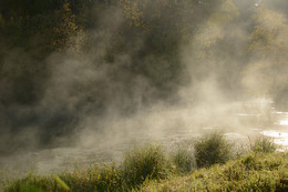 Запах осени / Осенний туман на рекой