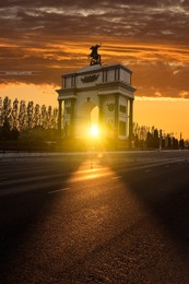 Триумфальная арка мемориального комплекса &quot;Курская дуга&quot; / Город Курск (Россия)
Статьи об Искусстве VK, FB и Flickr:
https://vk.com/ARTYOMMIRNIY
https://www.facebook.com/ARTphotoRU/
https://www.flickr.com/photos/r-tyom
______
https://t.me/ARTYOMMIRNIY
https://500px.com/R-TYOM
https://www.instagram.com/ARTYOM_MIRNIY
Copyright© Artyom Mirniy / Артём Мирный