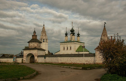 Александровский монастырь в Суздале. / ***