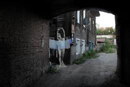 "Старые дворы" / ...Городские "истории". /Из серии/.