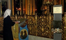 В ХРАМЕ. / БОГОЯВЛЕНСКИЙ СОБОР.МОЛИТВА.
