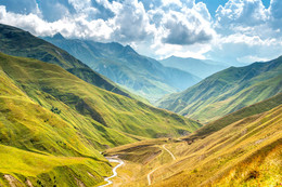 Color of moutains / Цвета гор
Северная Осетия на границе с Южной Осетией и Грузией