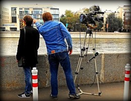 ОПЕРАТОРЫ за РАБОТОЙ. / КРЫМСКАЯ НАБЕРЕЖНАЯ.