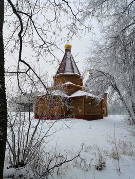Церковь / Церковь Св. Иоанна Кронштадтского в Вишенках, Смоленск.
