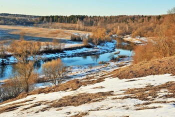 Весна идет ... / &quot;Еще в полях белеет снег,
 А воды уж весной шумят -
 Бегут и будят сонный брег,
 Бегут и блещут и гласят ...
 Они гласят во все концы:
 &quot;Весна идет, весна идет ...&quot;
 Ф.Тютчев