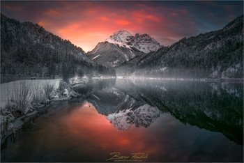 &nbsp; / Abends im Gesäuse an der Enns. 
Steiermark in Österreich.