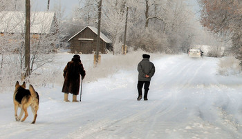 Вот такой он январь / Несколько лет назад, мои родители оставались зимовать на даче в деревне в Тверской области.Жителей деревни пять человек. Остальные дачники, приезжают летом.А зимой в деревне замечательно.Свежий морозный воздух, чистота, искрящийся в солнечный день снег, тишина и покой.