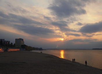 Солнечный проблеск / ___________