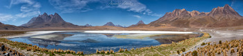 Красная Лагуна и Пятицветные горы (Панорама) / Высокогорная пустыня Альтиплано, Боливия