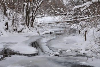 Замерзающая река / Без названия