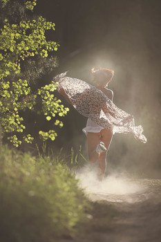 Свет и Мотылек / Фотограф https://photocentra.ru/author.php?id_auth=37081
